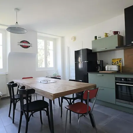 Renove A La Bourboule, 6 Pers., 3 - Fr-1-858-33 * לה בורבול