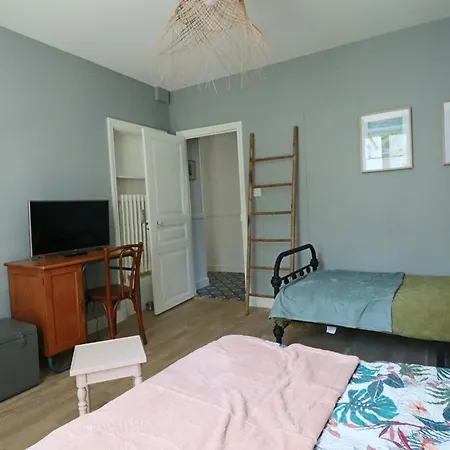 Renove A La Bourboule, 6 Pers., 3 - Fr-1-858-33 Apartment *