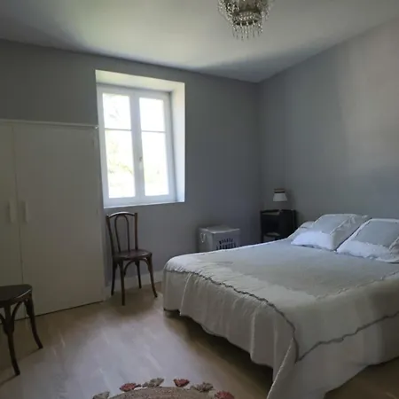 Apartment Renove A La Bourboule, 6 Pers., 3 - Fr-1-858-33 *